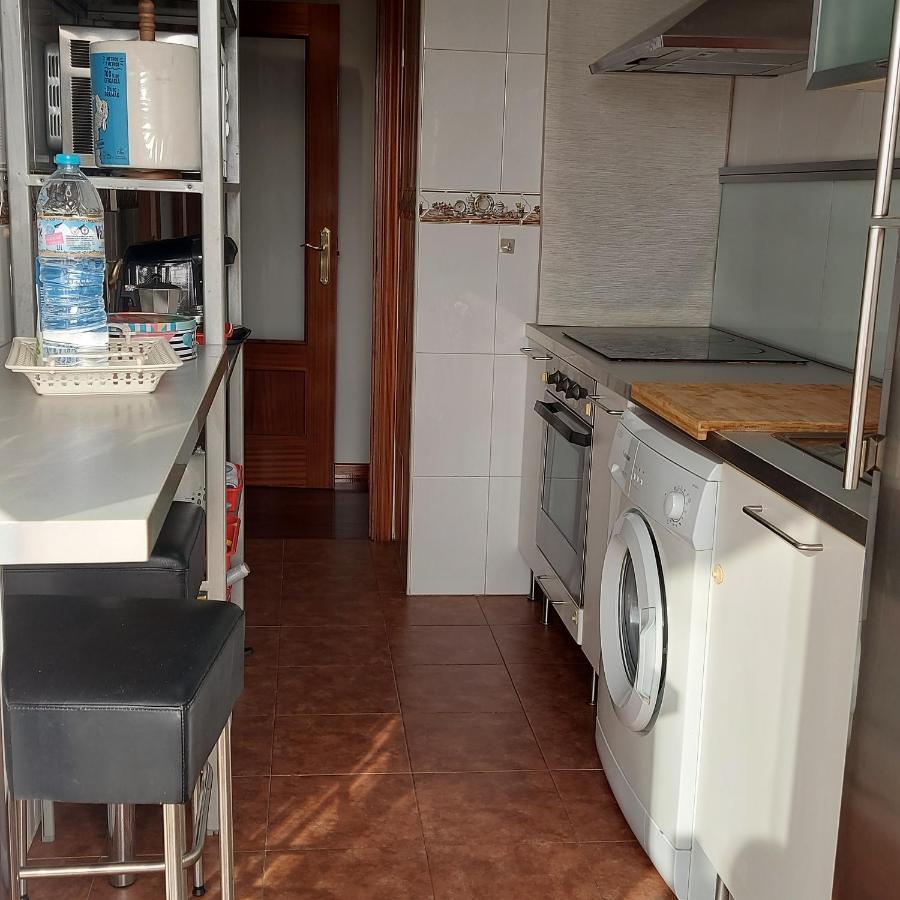 Apartmán Soleado Piso Con Garaje Y Piscina A 8' Centro Castro Urdiales Exteriér fotografie