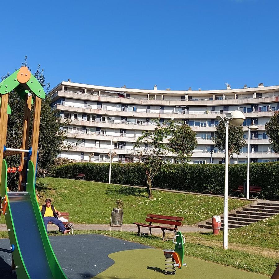 Apartmán Soleado Piso Con Garaje Y Piscina A 8' Centro Castro Urdiales Exteriér fotografie